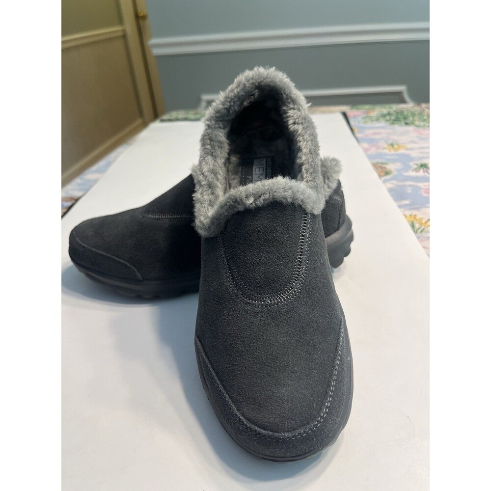 Skechers Go Walk Faux Lined Black Slip On Shoes Women’s Sz 7
